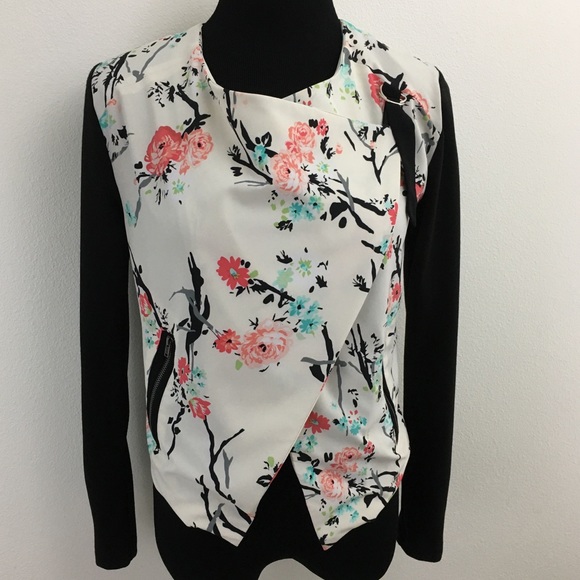 Mystery Box Item Floral Moto Jacket - Picture 2 of 10